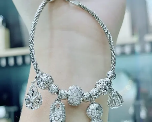  VÀNG BẠC MỘT HOÀ- CẦM ĐỒ