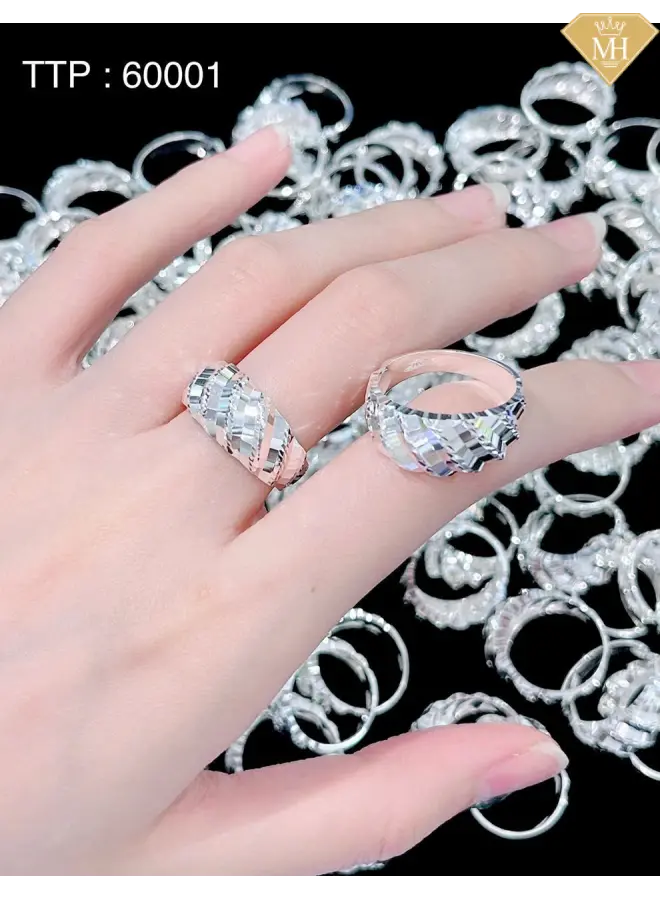  VÀNG BẠC MỘT HOÀ- CẦM ĐỒ